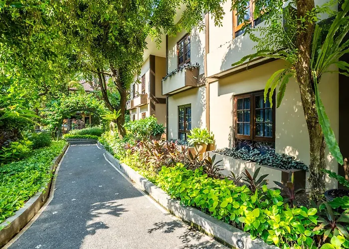 Risata Bali & 4* Kuta Lombok